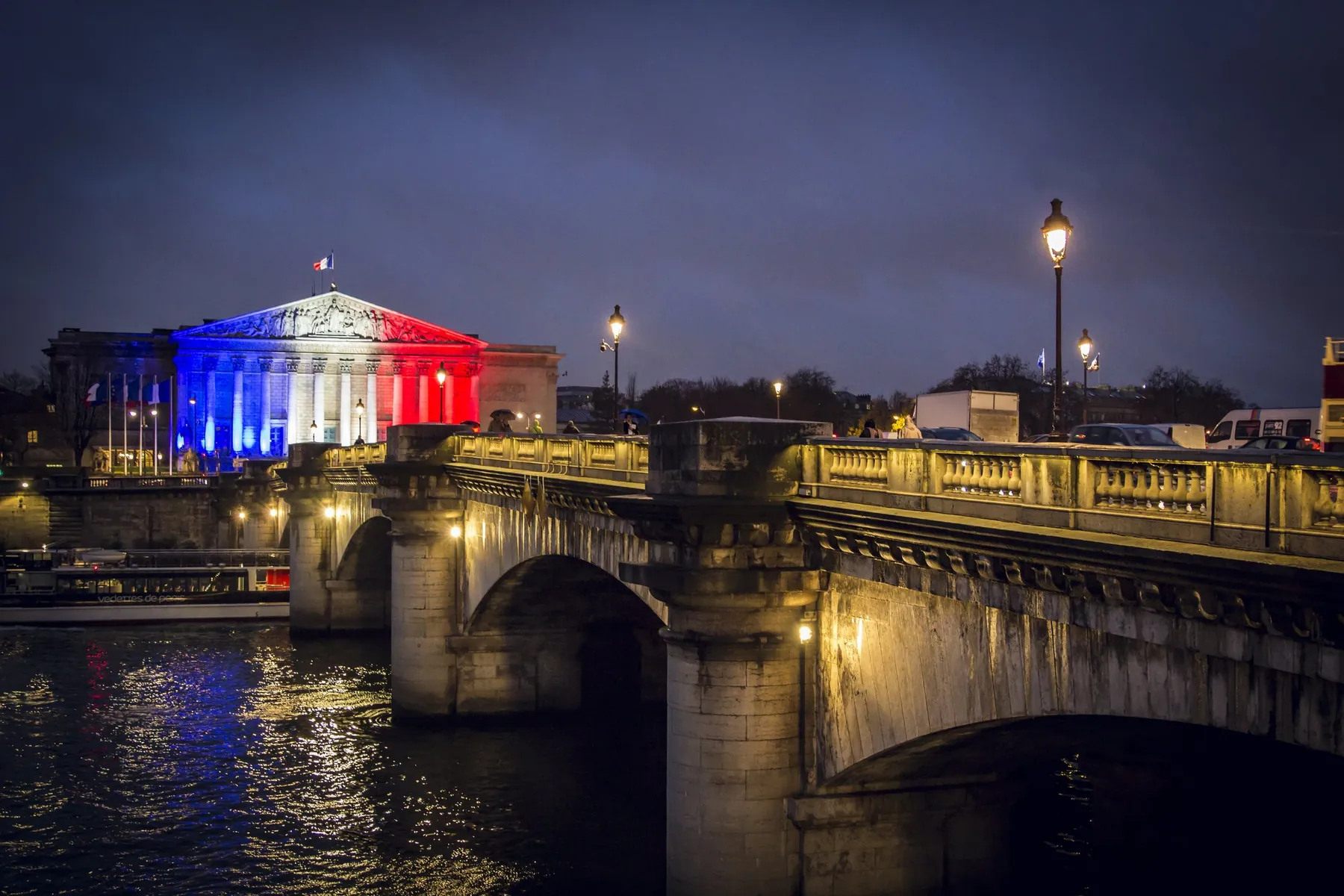 Univers de stratégie numérique politique